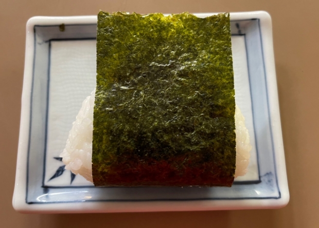 おにぎり(梅 / 鰹 / 鮭)